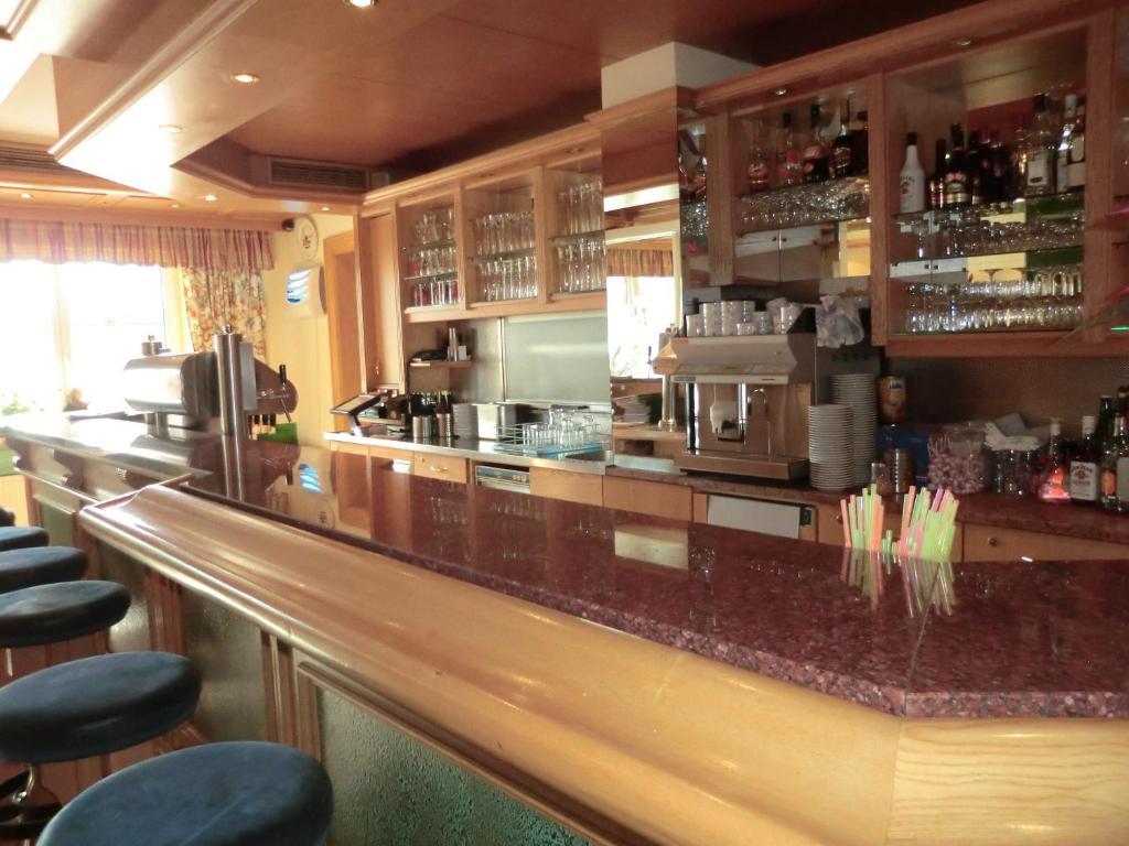 Alpenhotel Tauernstüberl Zell am See Exterior foto